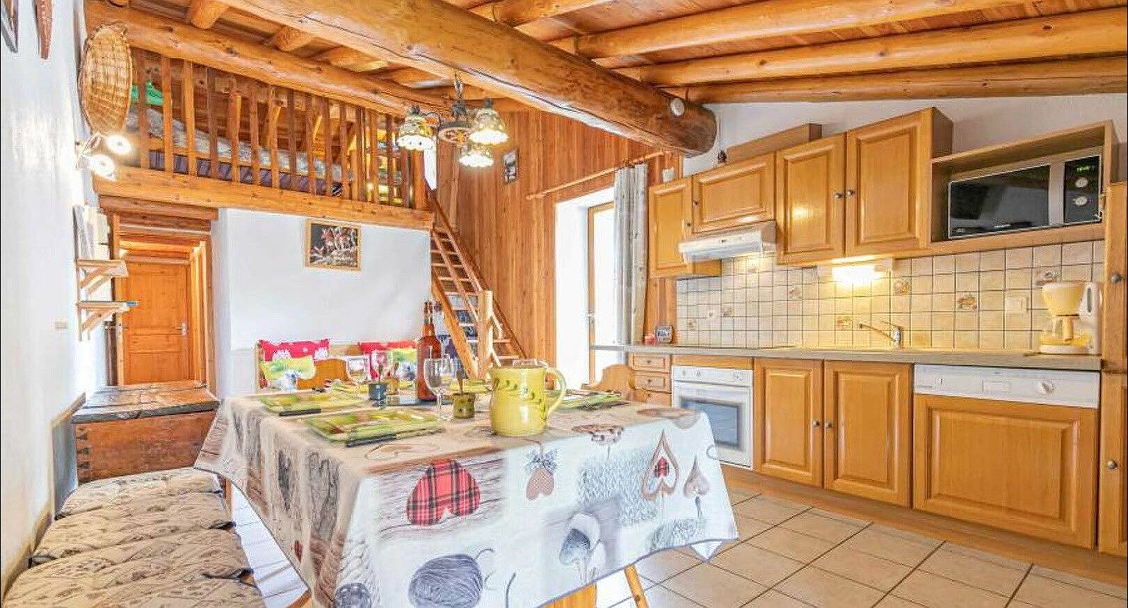 Chalet « Le Vernès Marmotte » : Vue Montagne, Balcon et Wi-Fi in Bonneval-sur-Arc, Massif de la Vanoise