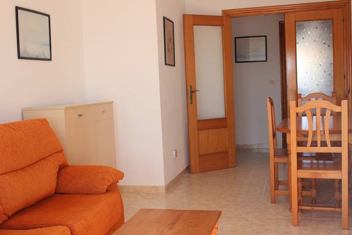 Ganze Wohnung, Ferienwohnung für 5 Personen mit Kinderpool in La Manga del Mar Menor, Cartagena