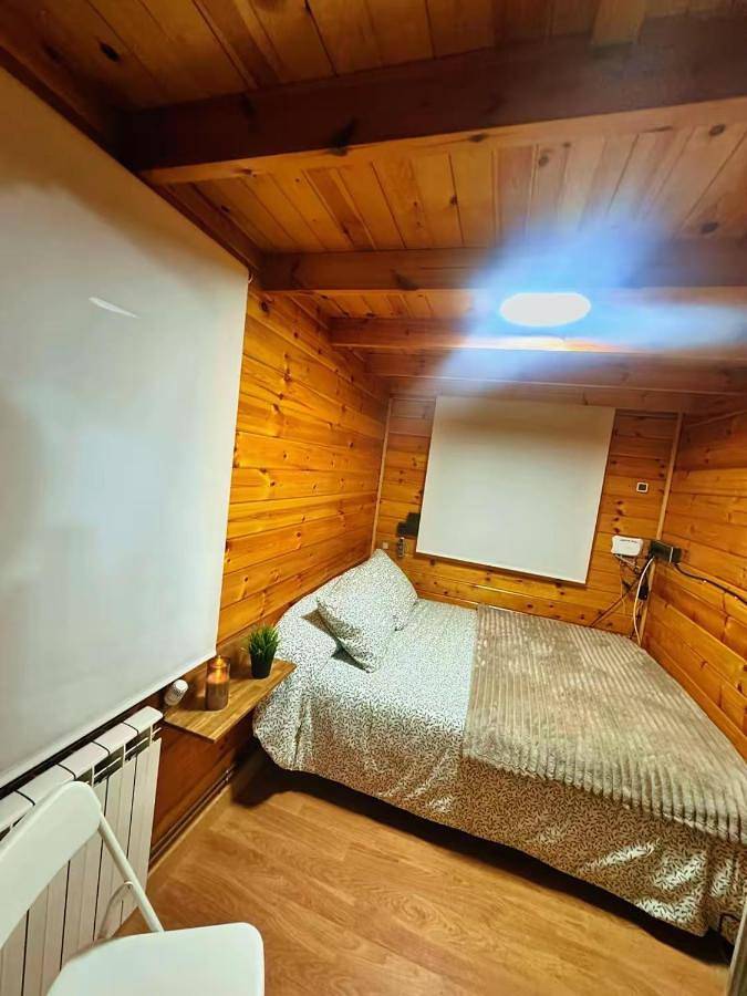 Camping für 6 Personen, mit Terrasse und Garten sowie Pool und Seeblick in Kastilien-La Mancha - 4