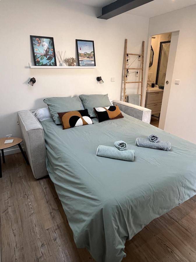 Appartement entier, One-Bedroom Apartment in Eysines, Région de Bordeaux