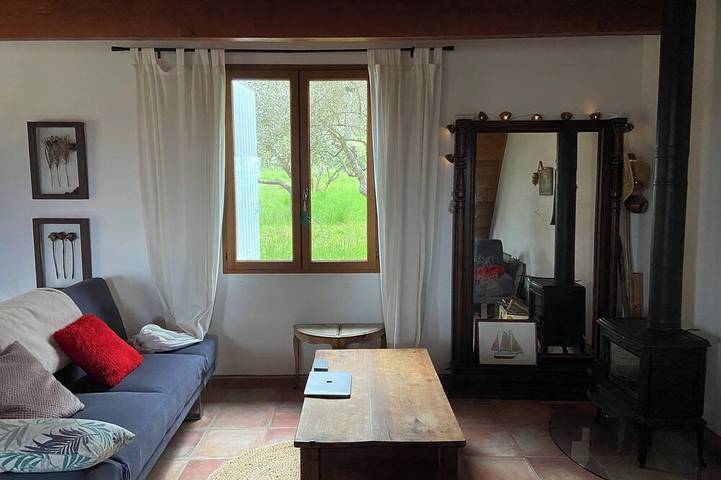 Gîte pour 4 personnes, avec terrasse et jardin, animaux acceptés à Montmeyan - 2