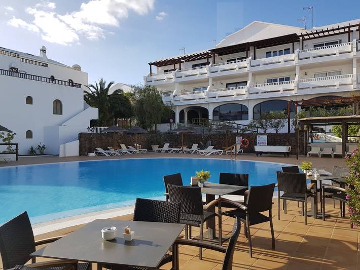 Appartamento per 4 persone, con balcone e piscina in Costa Teguise