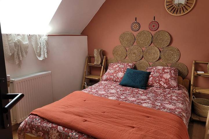 Chambre d’hôte pour 8 personnes, avec jardin à La Couture-Boussey - 2