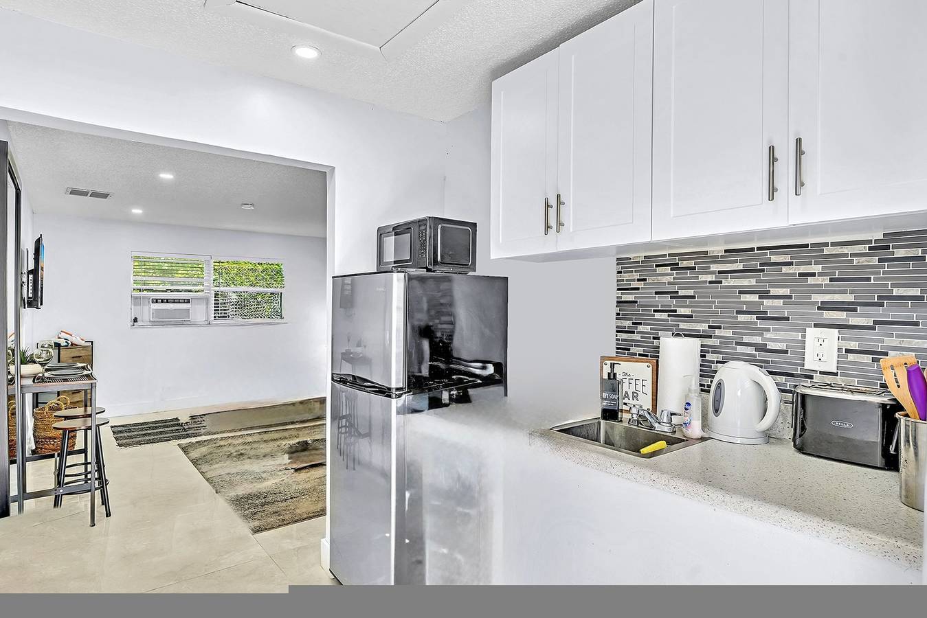 Hollywood Large Studio Close to Beach & Casino Lb3 in Hollywood (Florida), Broward County