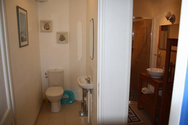 Gîte pour 4 personnes, avec terrasse et jardin à Épretot