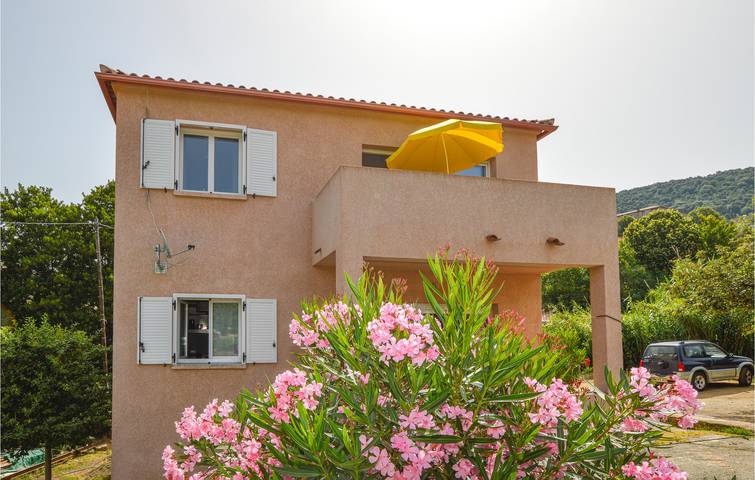 Cottage pour 4 personnes, avec terrasse à Petreto-Bicchisano