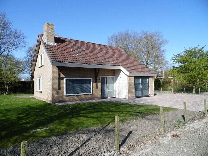 Bungalow voor 8 personen, met terras, met huisdier in Oostkapelle