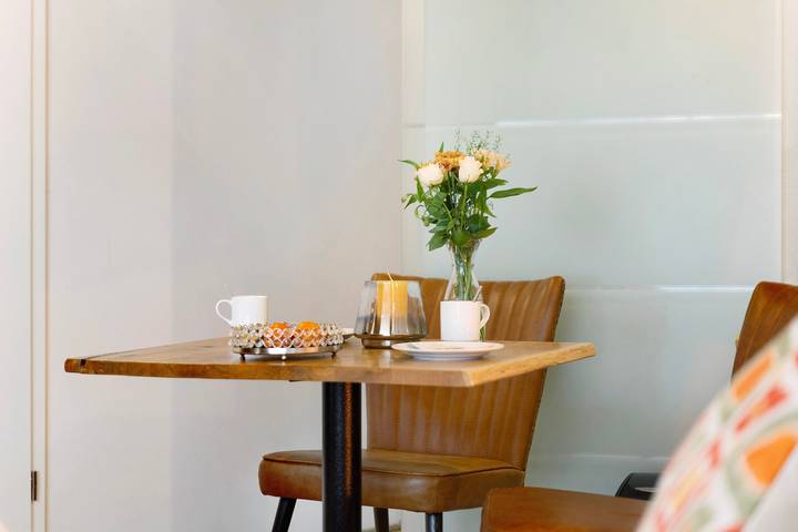 Hel lägenhet, Apartment '-4-die Vier, Studio 25qm' with Private Terrace, Shared Garden and Wi-Fi in Rosenfeld, Neckar-Alb