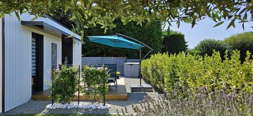 Gîte pour 2 personnes, avec piscine et jardin dans le Finistère