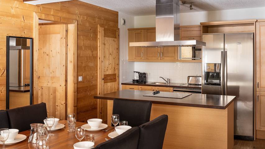 Appartement entier, Appartement de vacances pour 10 personnes avec balcon in Vallorcine, Région de Bonneville