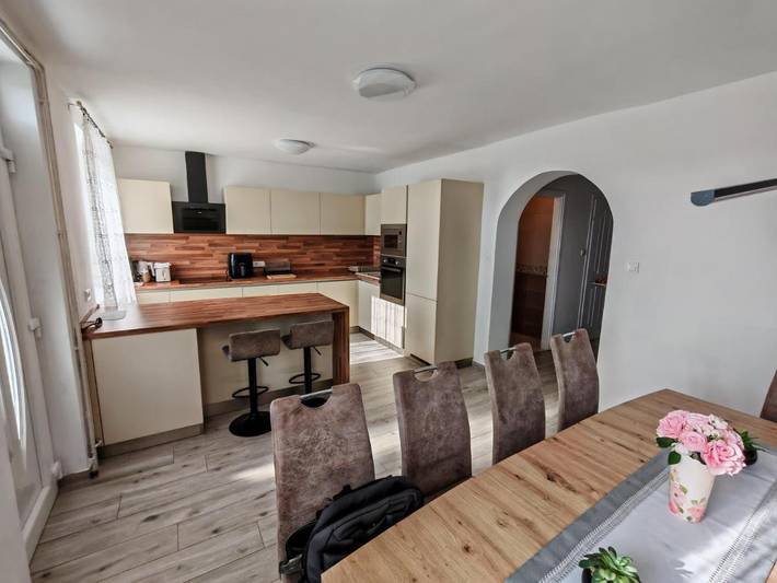 Ferienwohnung für 12 Personen, mit Garten in Bük