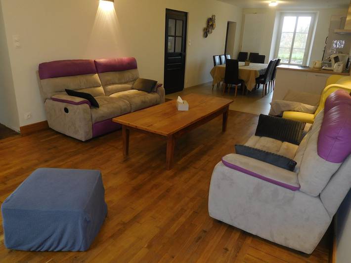 Gîte pour 8 personnes, avec Terrasse et Jardin dans Châteauvillain - 2