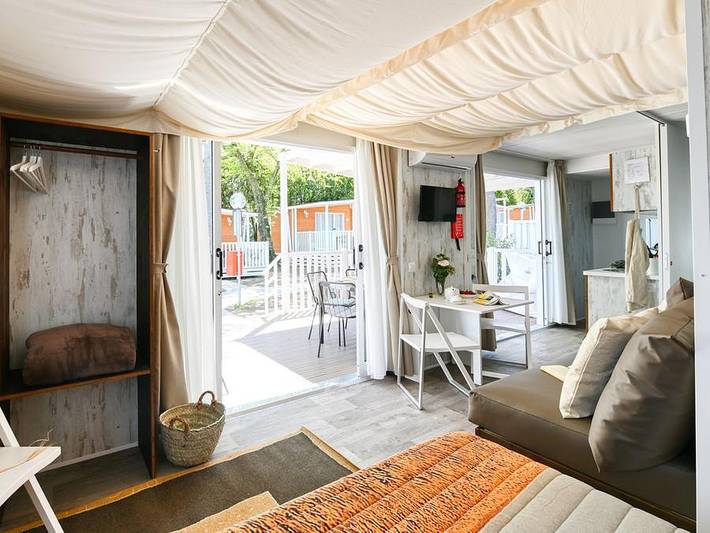 Camping pour 4 personnes, avec bassin pour enfant à Peschiera del Garda - 2