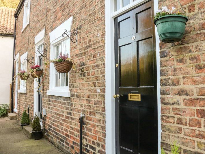 Cottage for 4 people, with garden, with pets in Yorkshire