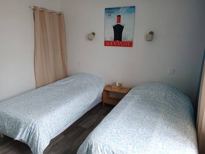 Location de vacances pour 4 personnes, avec vue et terrasse à Chambretaud - 2