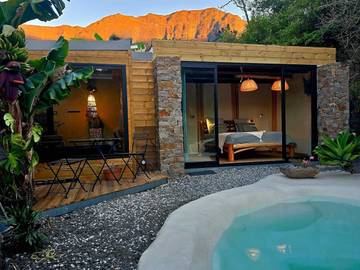 Location de vacances pour 2 personnes, avec piscine et vue dans La Mare à Joncs