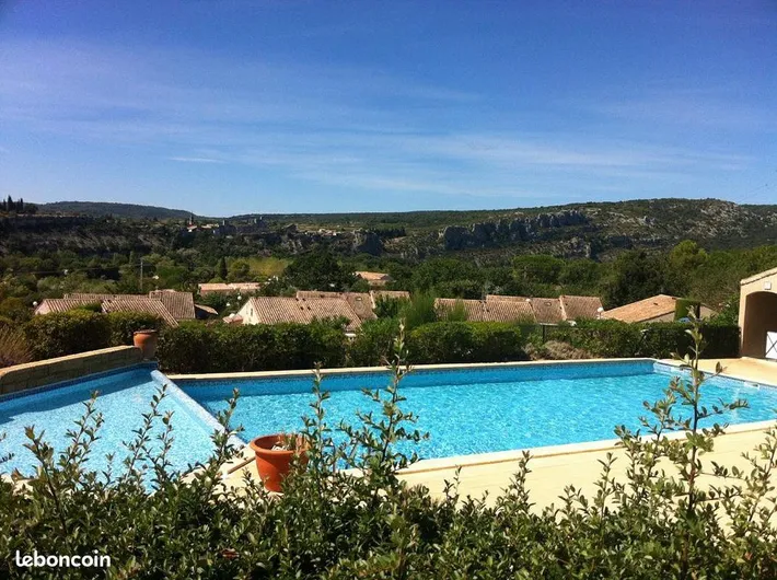 Casa de vacaciones para 6 personas, con piscina además de terraza y vistas - 1