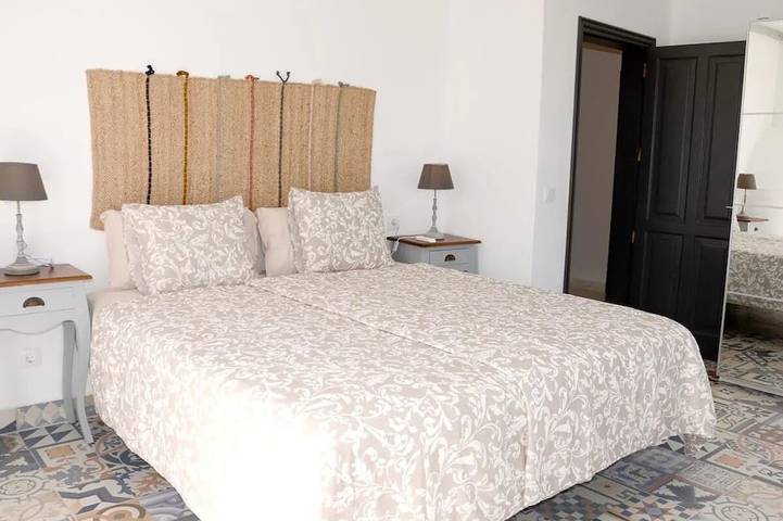 Villa Tranquilidad with an incredible terrace and heated private pool in Charco del Palo, Haría