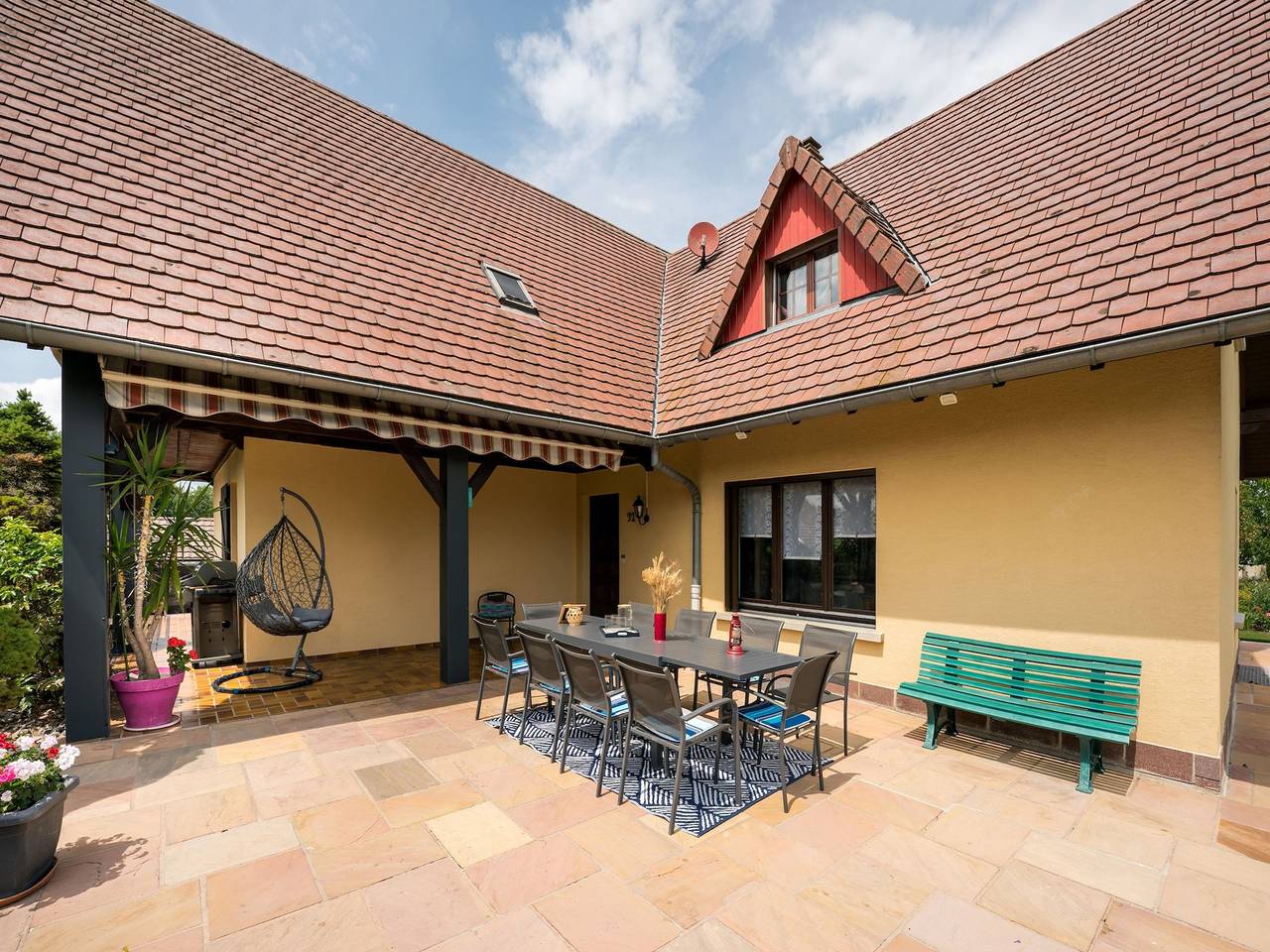 Quaint Holiday Home in Ruederbach with Table Tennis Table, Garden in Ruederbach, Región de Altkirch