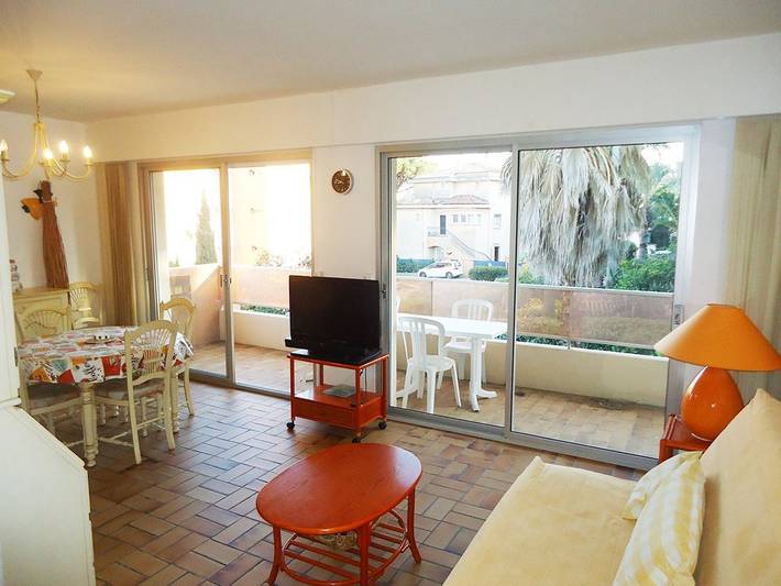 Appartement de vacances entier, Appartement 2 chambres, 100m plage et commerces in Cavalaire-sur-Mer, Parc national de Port-Cros