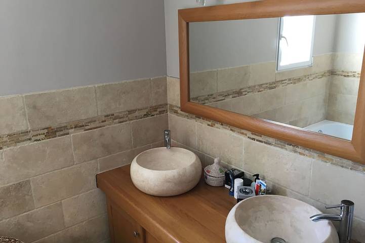 Location de vacances pour 7 personnes, avec jardin à Falicon - 3