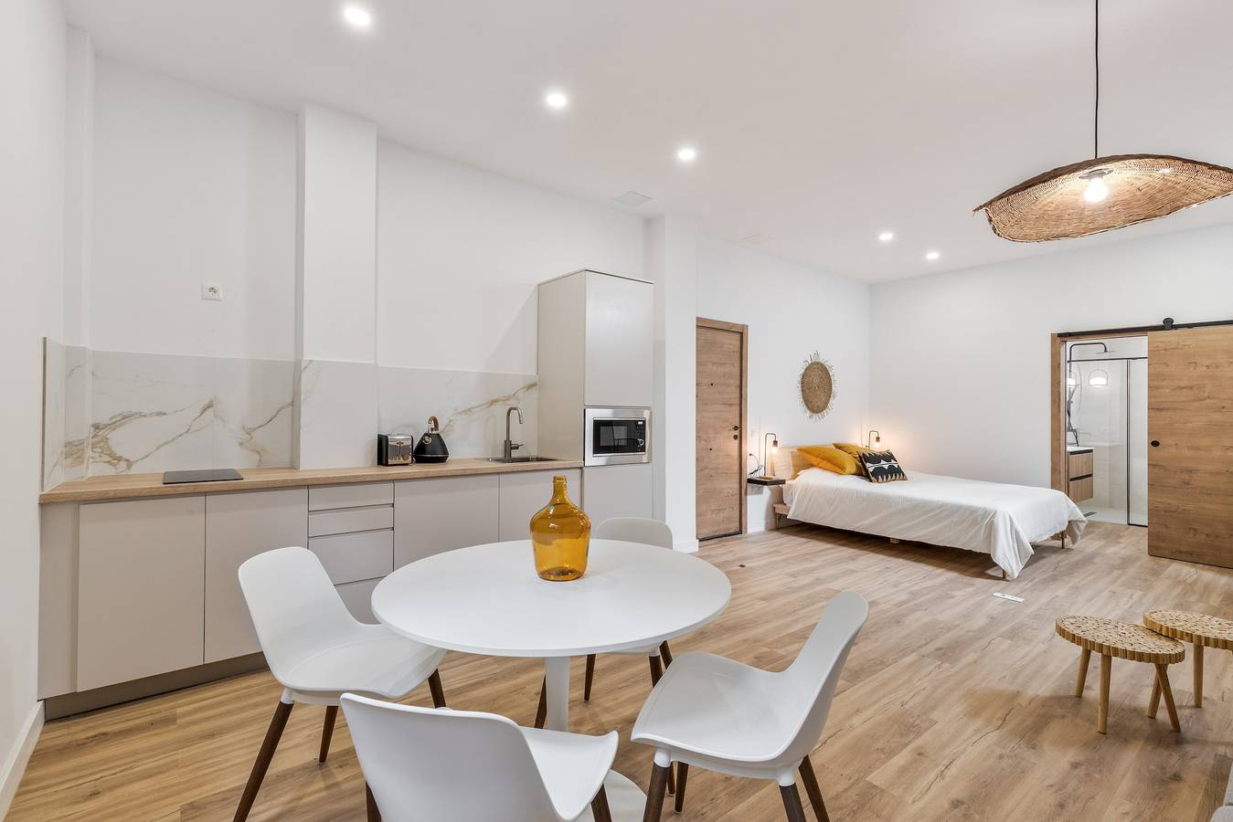 Apartamento entero, Apartamento vacacional '4' con vistas a la montaña, terraza y jardín compartidos in Moya, Gran Canaria Norte