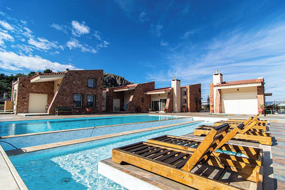 Modern And Luxury Suites For Relax Or Escape To Magical Nafplio in Aria, Nafplio