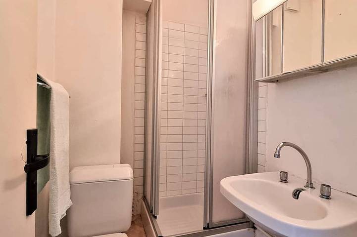 Ganze Wohnung, Studio 2/3 Personen, nahe Sessellift, Wifi, Parkplatz in Saint-Étienne-en-Dévoluy, Le Dévoluy