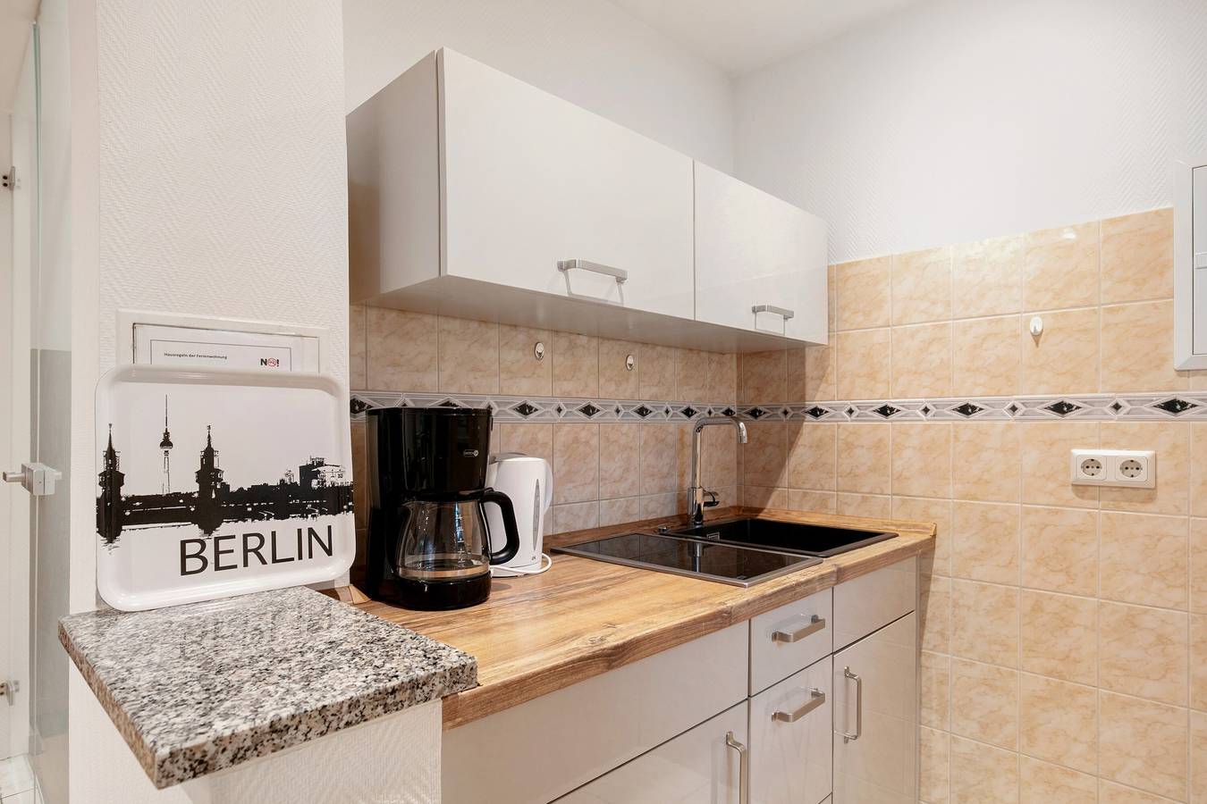 Appartement 'Grüne Oase In Der Großstadt' met Privé Terras, Eigen Tuin en Wifi, foto 11