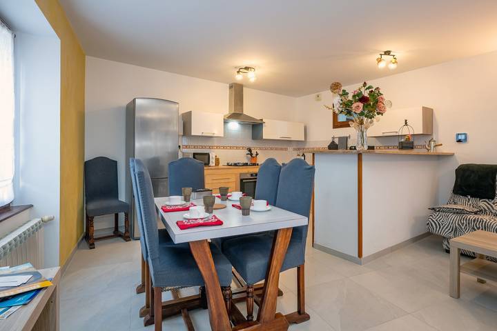 Location de vacances pour 7 personnes dans Brézins