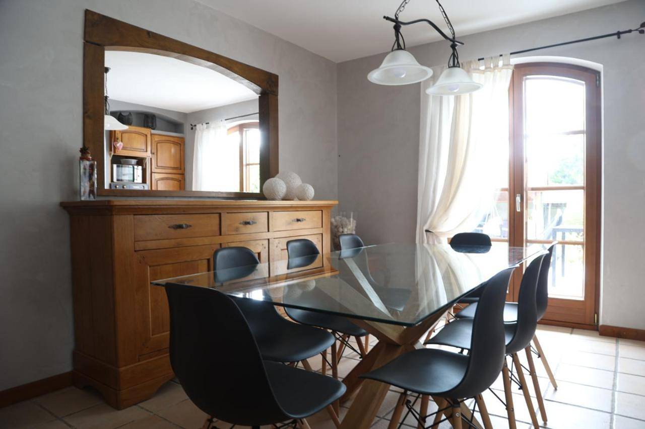 Four-Bedroom House in Artolsheim, Région de Sélestat-Erstein