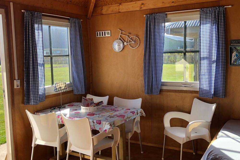 Boerencamping Duinzoomhoeve - Hooiberghut Altena in Den Helder, Holanda Septentrional - Costa del Mar del Norte