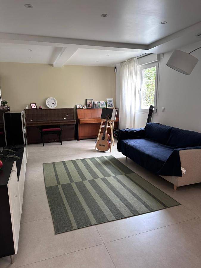 Appartement de vacances pour 2 personnes, avec Terrasse et Jardin à Chevilly-Larue