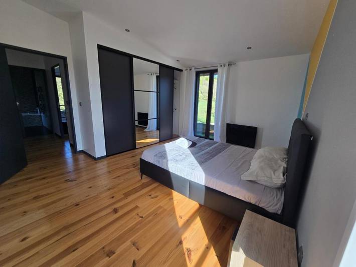 Location de vacances pour 8 personnes, avec vue et jardin, animaux acceptés à Lavelanet - 3