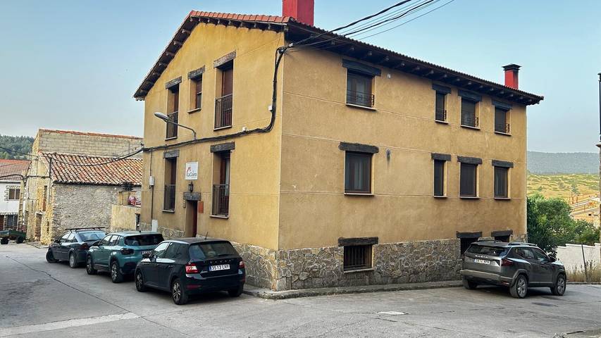 Casa rural para 10 personas, Se admiten mascotas en Provincia de Teruel