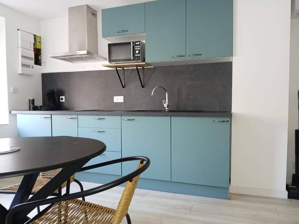 Appartement entier, L exotique in Marlieux, Région de Bourg-en-Bresse
