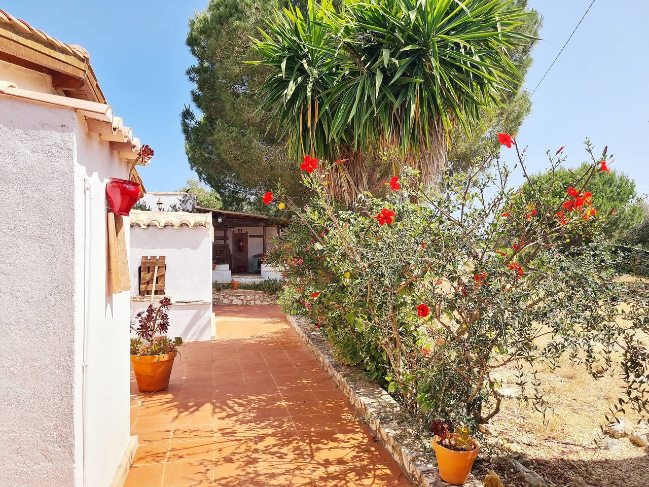 Ferienhaus 'Casa Do Avô António' mit Bergblick, privater Terrasse und Wlan in Bensafrim, Lagos