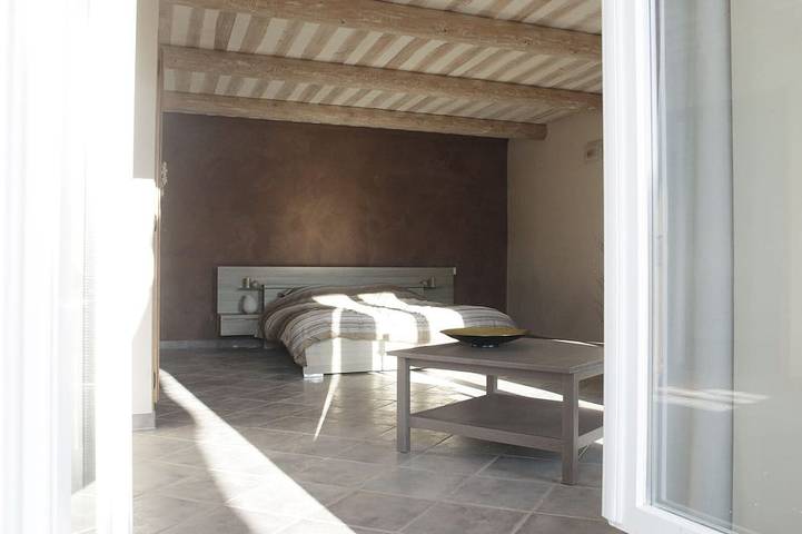 Location de vacances pour 6 personnes, avec Terrasse ainsi que Jardin et Piscine à Ventabren - 3