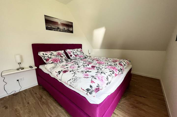 Ferienhaus für 7 Personen, mit Sauna und Garten sowie Terrasse in Fedderwardersiel