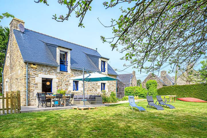 Gîte pour 6 personnes, avec terrasse et jardin - 1