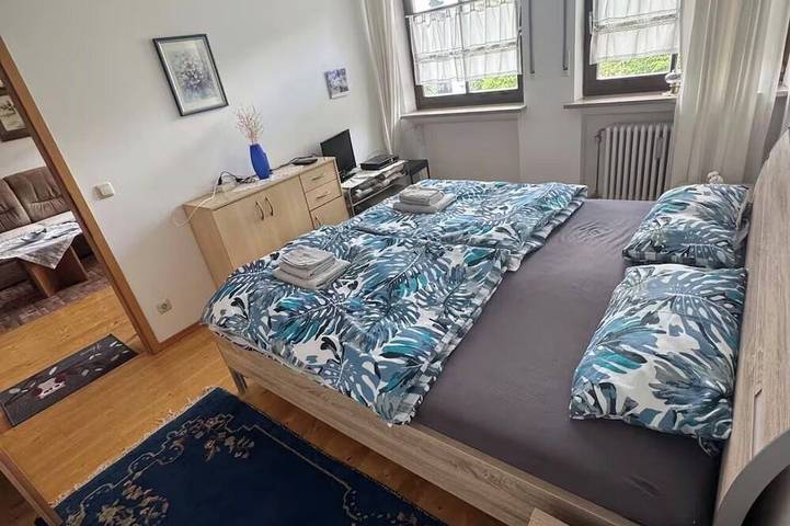 Ganze Wohnung, Ferienwohnung Walchensee mit Seeblick, Sauna & Schwimmbad. in Walchensee
