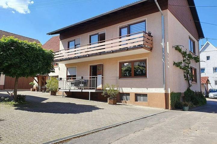 Ferienwohnung für 5 Personen, mit Balkon - 1