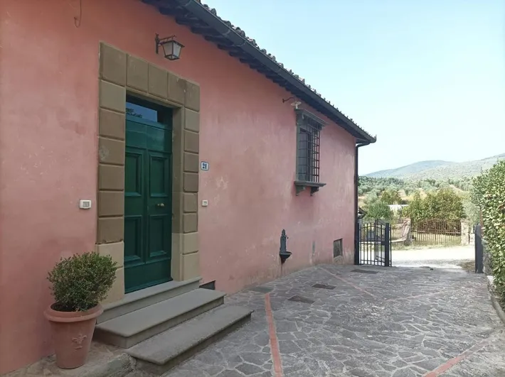 Apartamento de vacaciones para 5 personas, con vistas y jardín - 1
