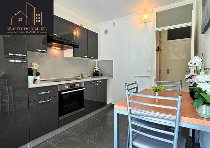 Gîte pour 7 personnes, avec balcon à Cluses - 2