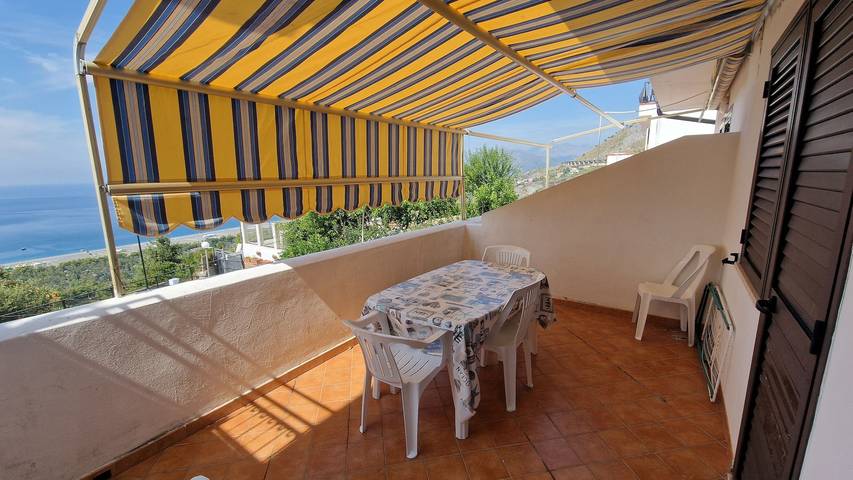 Casa vacanza per 6 persone, con giardino - 1