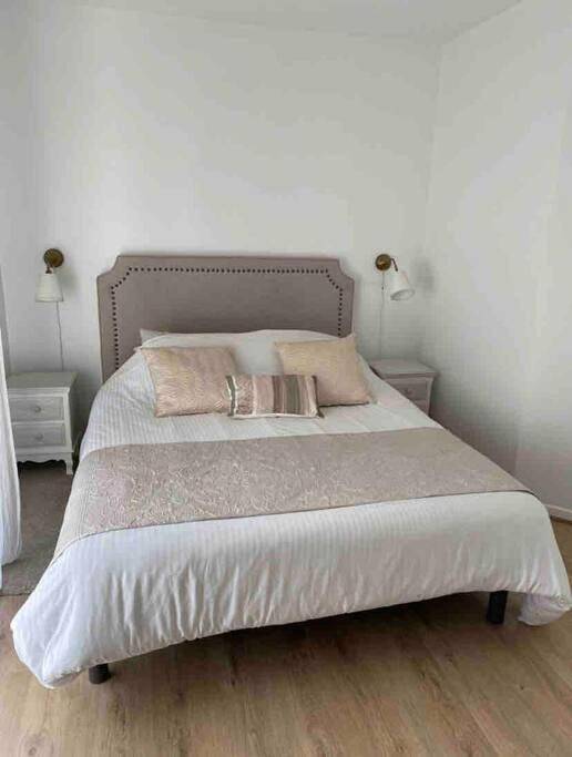 Gîte pour 5 personnes, avec Balcon et Vue à Suresnes - 3