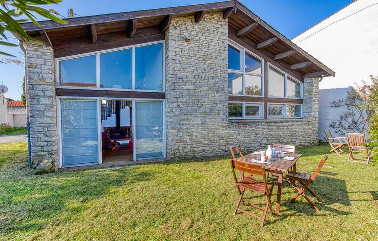 Ferienhaus für 8 Personen, mit Terrasse und Garten, mit Haustier - 1