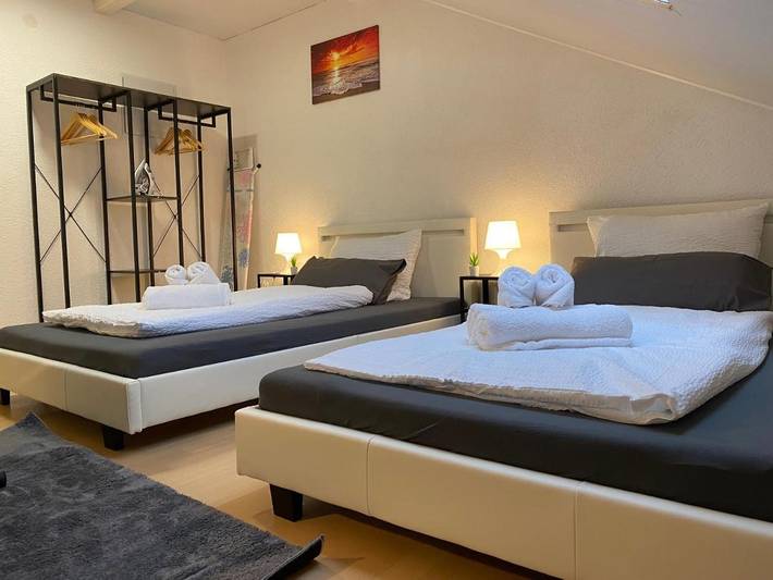 Ferienwohnung für 5 Personen, mit Garten und Ausblick in Bad Friedrichshall