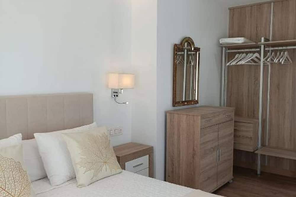 Entire apartment, 202 Apartamento San Nicolas Mediterraneo Apto Vacacional Vistas al mar en Adra in Adra, Costa de Almería