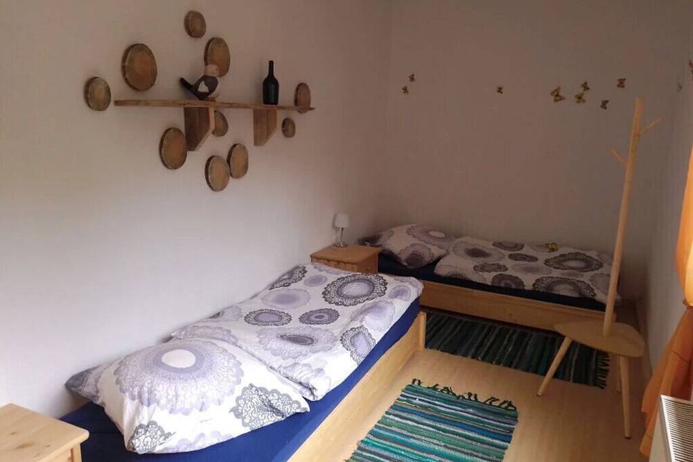 Ganze Wohnung, Ferienwohnung Linke Fewo \"Grünblick\" in Döben, Grimma